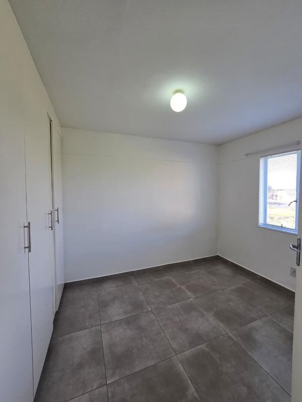 2 Bedroom Property for Sale in Thornton Western Cape